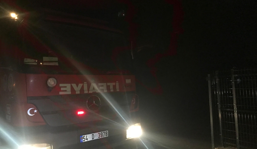Akyazıda korkutan yangın