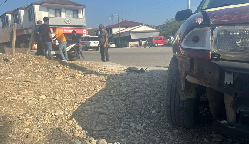 Akyazı’da motosiklet ile otomobil çarpıştı: 1 yaralı