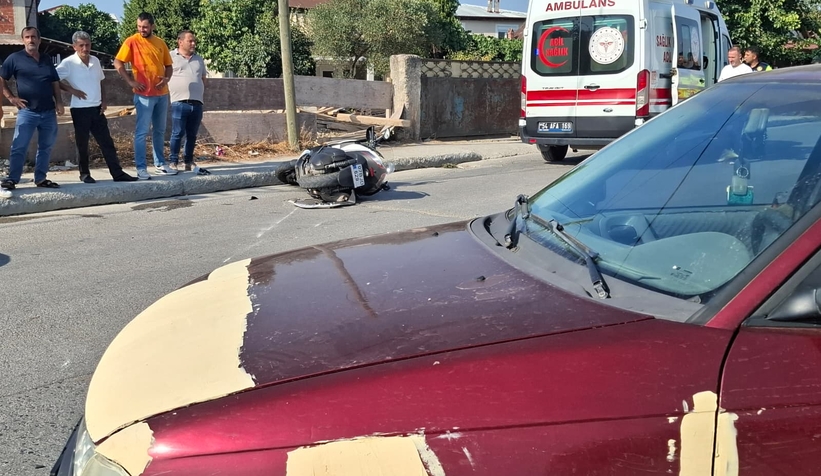 Akyazı’da motosiklet ile otomobil çarpıştı: 1 yaralı