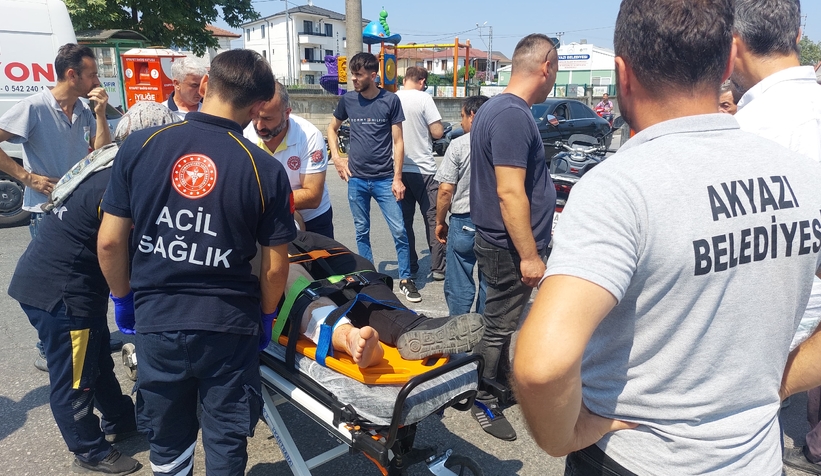 Akyazı’da motosiklet sulama tankeri ile çarpıştı