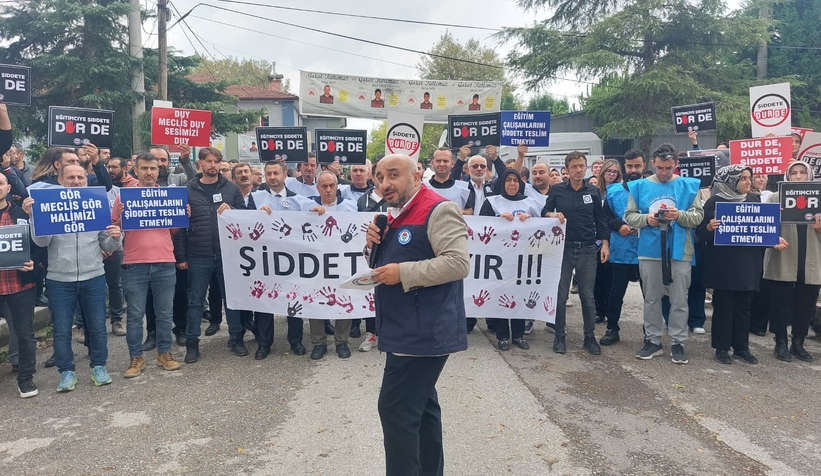 akyazida-ogretmene-saldiri-egitim-camiasi-tepkilivetks25lbk