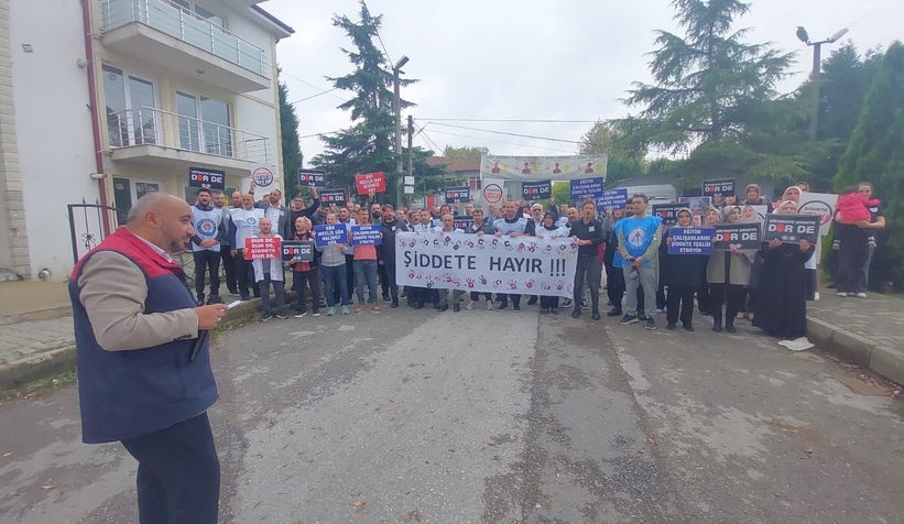 akyazida-ogretmene-saldiri-egitim-camiasi-tepkilivetks25lbk
