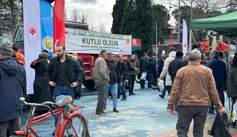 akyazida-orman-haftasind-aucretsiz-fidan-dagitildiwlhzujdtb2