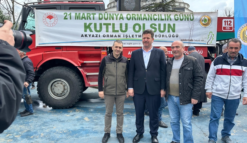 akyazida-orman-haftasind-aucretsiz-fidan-dagitildiwlhzujdtb2