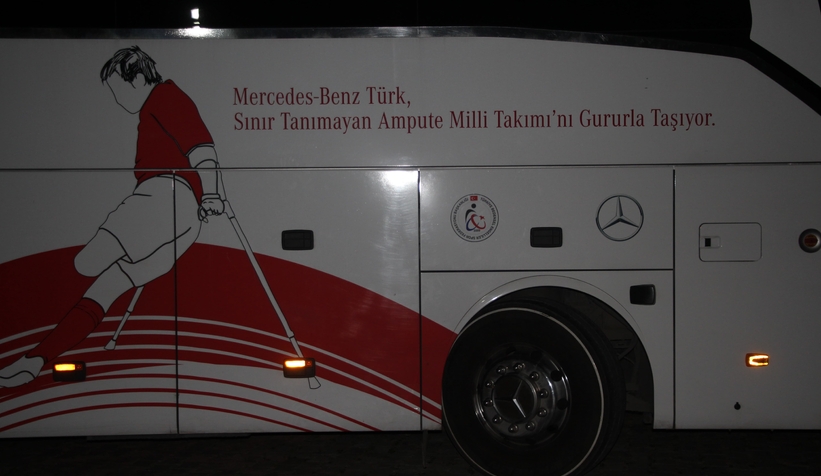 akyazida-ornek-bulusma-karaoglan-sporcularla-bir-aradayxrtvwjzcx