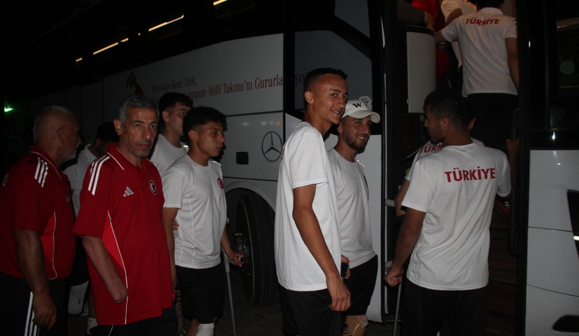 akyazida-ornek-bulusma-karaoglan-sporcularla-bir-aradayxrtvwjzcx