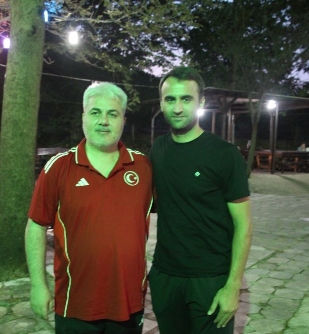 akyazida-ornek-bulusma-karaoglan-sporcularla-bir-aradayxrtvwjzcx