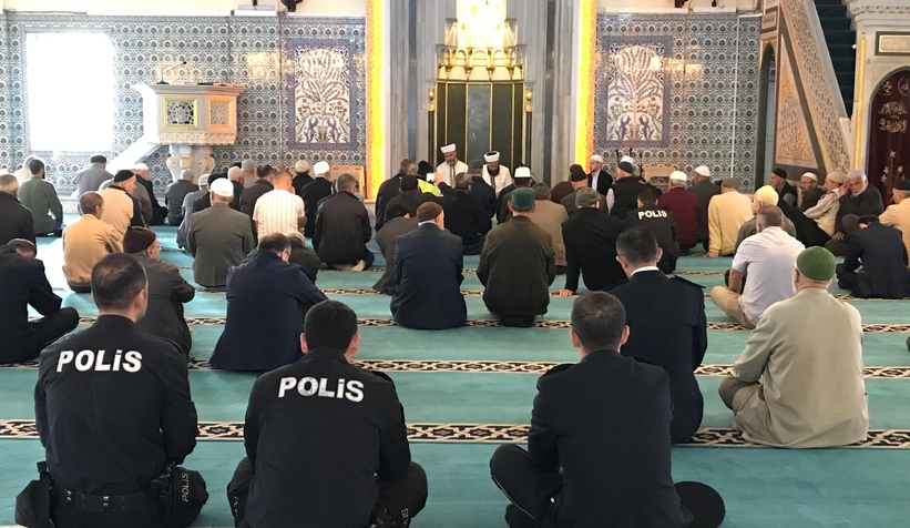 akyazida-polis-haftasi-kutlandiennva3bxot