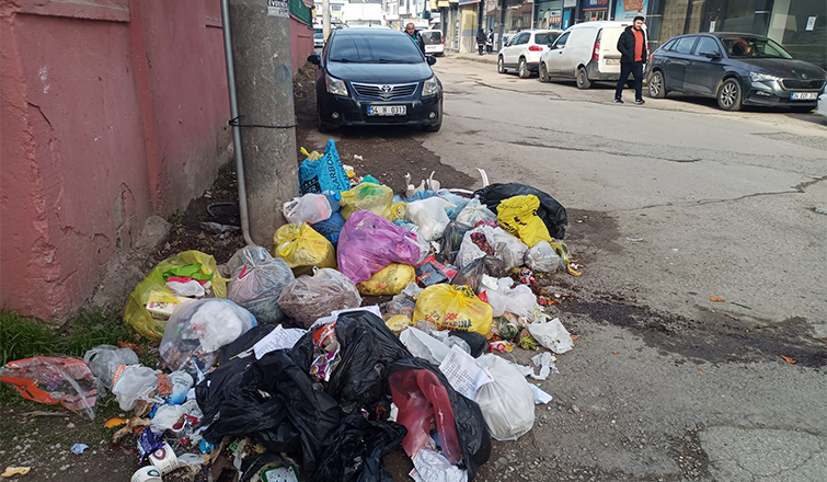 akyazida-sokak-copluge-dondumulmaws4s1