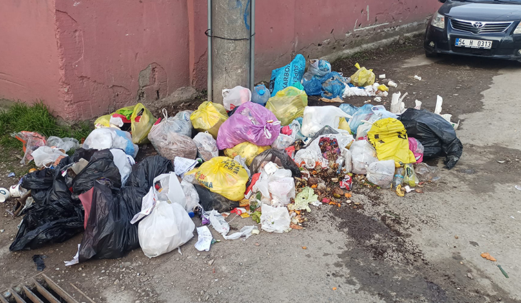 akyazida-sokak-copluge-dondumulmaws4s1