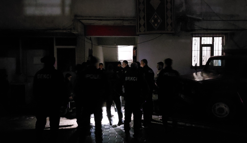 akyazida-yabanci-uyruklularin-kavgasina-polis-mudahale-ettivtnyvhj3d1