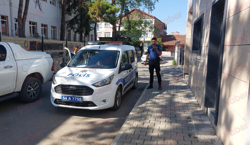 Akyazı’da Zehir Tacirlerine Geçit Yok