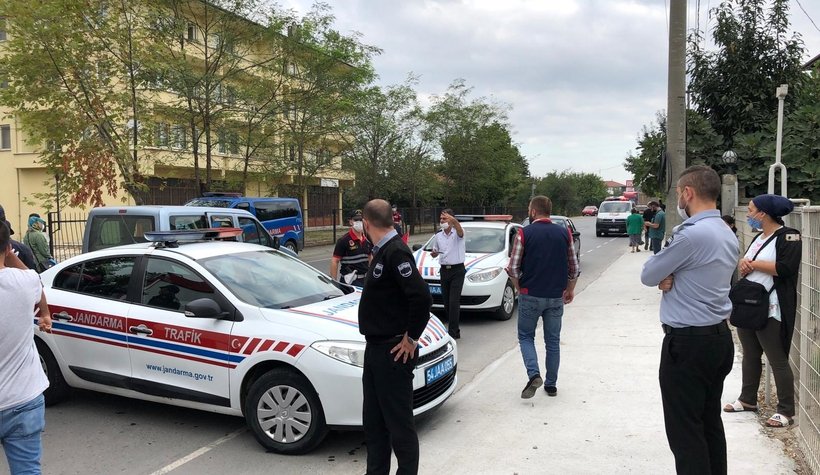 Akyazı'da zincirleme kaza:17 yaralı