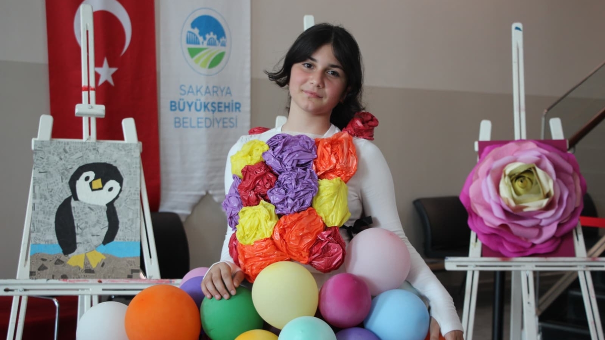 Akyazı’da “Atık Sanat Gösterisi” Büyük Beğeni Topladı