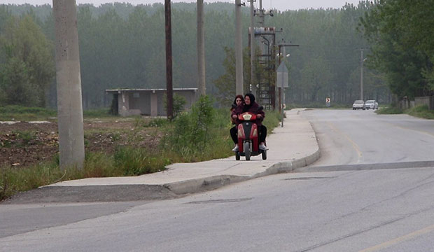 Akyazılı anne kızı için hem annelik hem babalık yapıyor