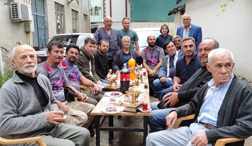 akyazili-balikcilar-siyonada-birinci-olduczyvnm56wt