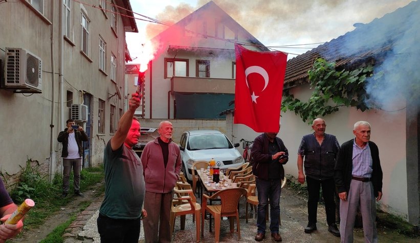 akyazili-balikcilar-siyonada-birinci-olduczyvnm56wt