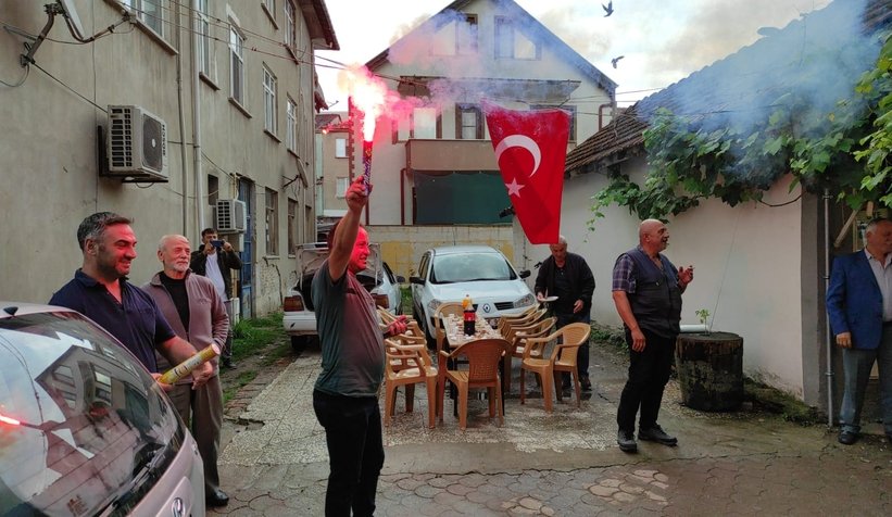 akyazili-balikcilar-siyonada-birinci-olduczyvnm56wt