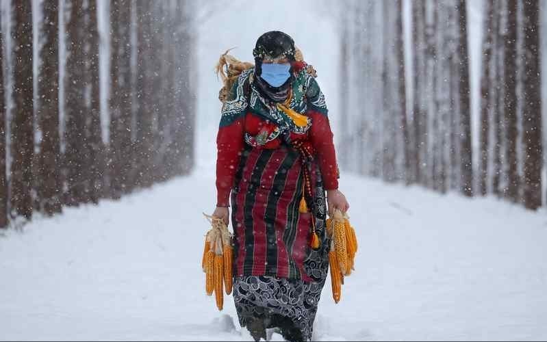 Akyazılı fotoğrafçı Ahmet Zeki Okur yarışmaya damga vurdu