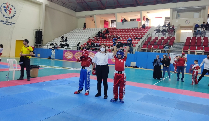 Akyazılı Kick Boksçuların büyük başarısı