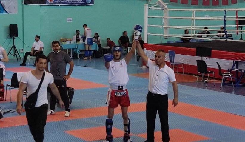 Akyazılı Kickboks'cular seçmelere damga vurdu