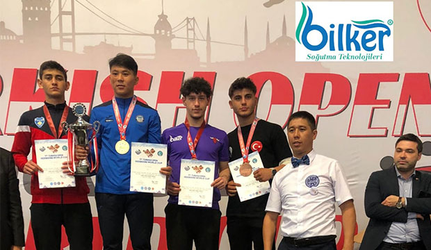 Akyazılı Kickboksçulardan 3 Dünya üçüncülüğü