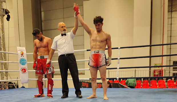 Akyazılı Kickboksçulardan 3 Dünya üçüncülüğü