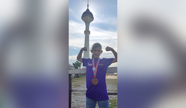 Akyazılı Kickboksçulardan 3 Dünya üçüncülüğü