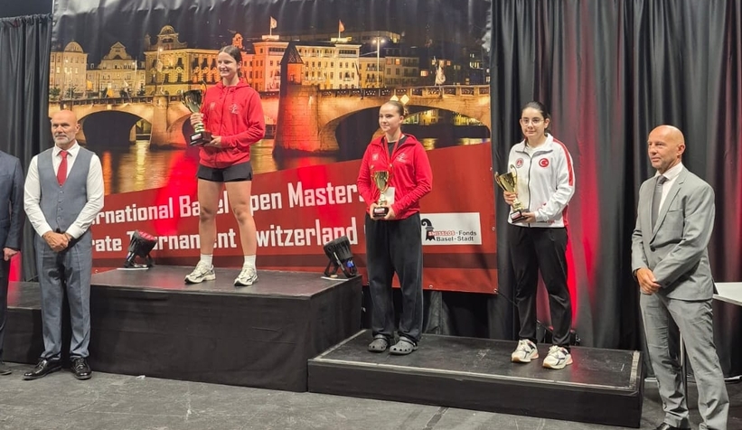 Akyazılı Milli karateci Sare Kaya gururlandırdı