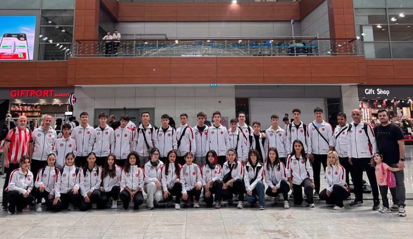 Akyazılı Milli karateci Sare Kaya gururlandırdı