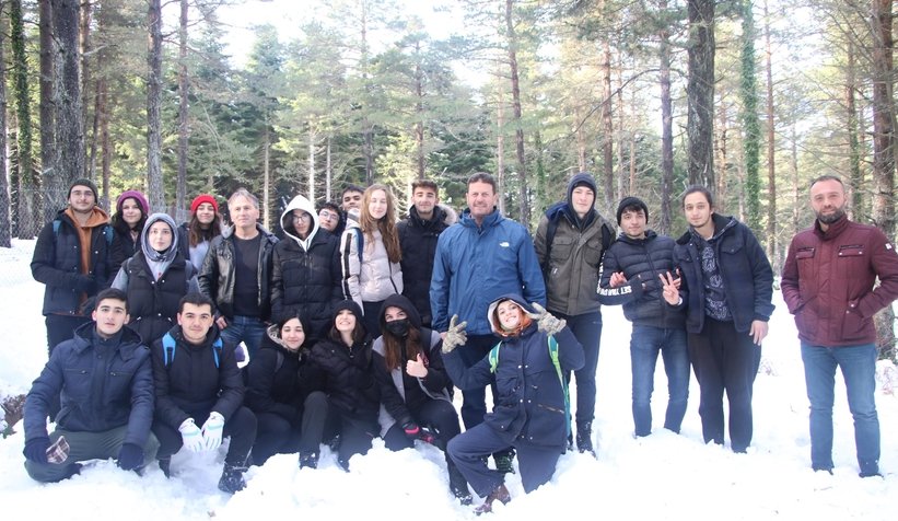 Akyazılı öğrenciler Sarıkamış Şehitleri için yürüdü