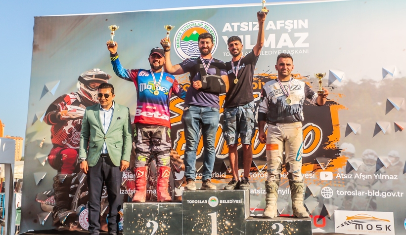 Akyazılı sporcular üçüncü oldu