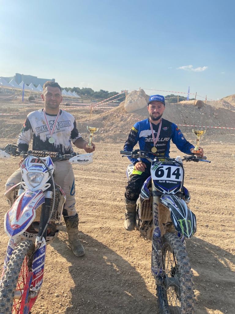 Akyazılı sporcular üçüncü oldu