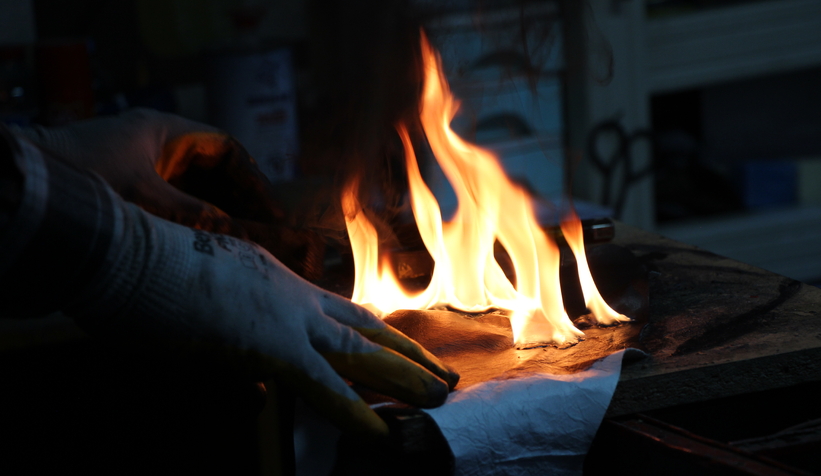 Alaattin Usta minyatür ayakkabılarıyla rekorlar kitabına girmek istiyor