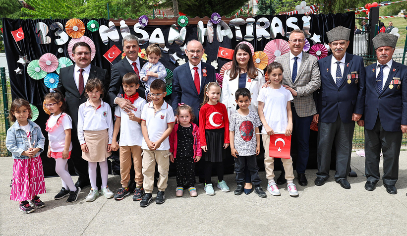 alemdar-miniklerin-bayram-coskusuna-ortak-oldubdbvoesruu