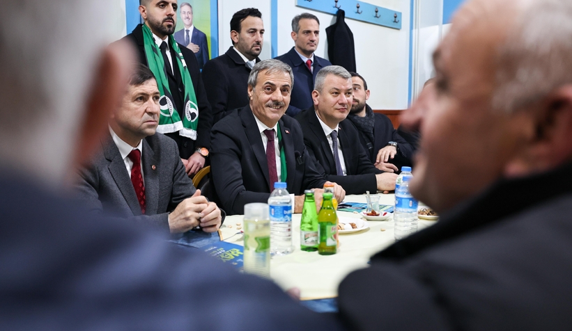 Alemdar seçim çalışmalarına Serdivan ile devam etti