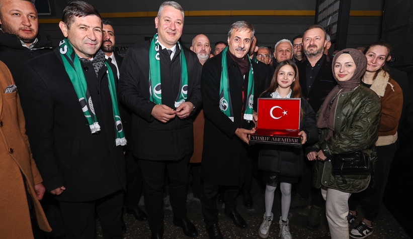 Alemdar seçim çalışmalarına Serdivan ile devam etti