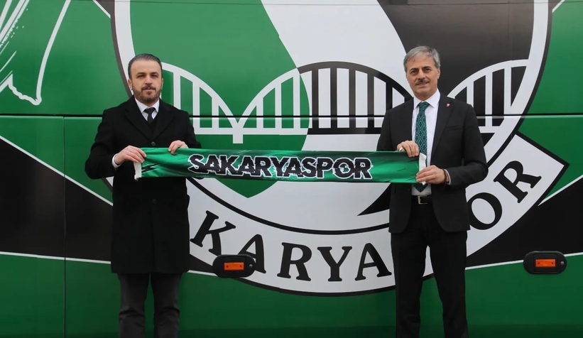 alemdardan-sakaryaspora-yeni-takim-otobusureftoelmoe