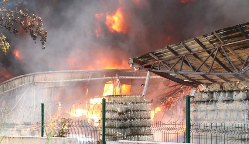 Alevlere teslim oldu, zarar büyük