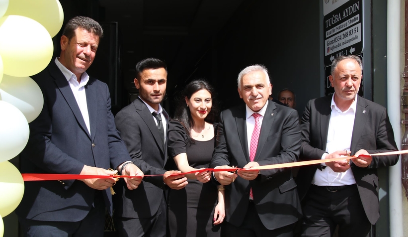 ali-inci-akyazi-da-secim-calismasi-yaptictevaudneu