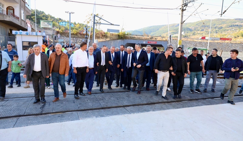 Alifuatpaşa Hemzemin Geçidi 11 yıl sonra açıldı