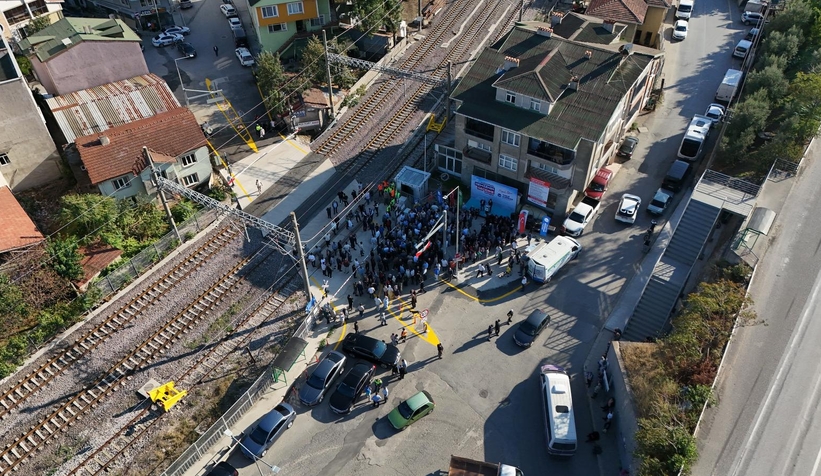 Alifuatpaşa Hemzemin Geçidi 11 yıl sonra açıldı