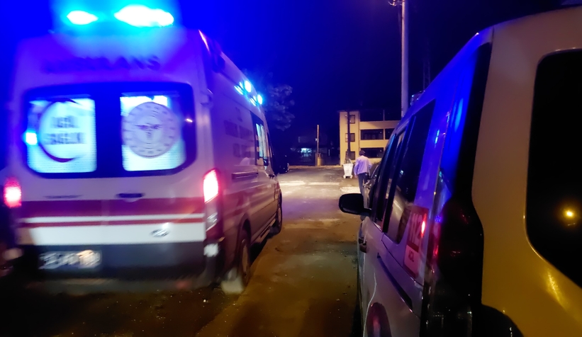 alkol-masasinda-gerginlik-baba-kiz-ve-damat-karakolluk-oldurzfiy0l5mt