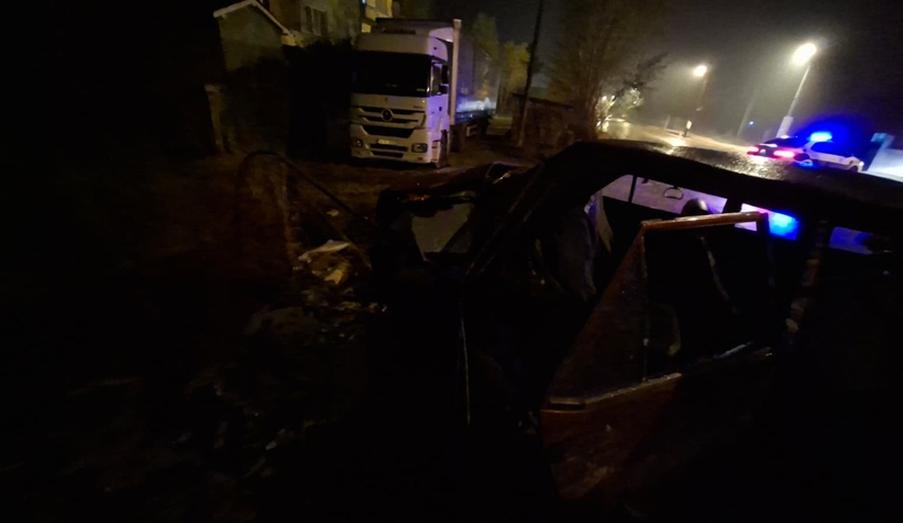 alkollu-sollama-dehseti-otomobil-duvara-carpti-3-yaralicgvlemdaut