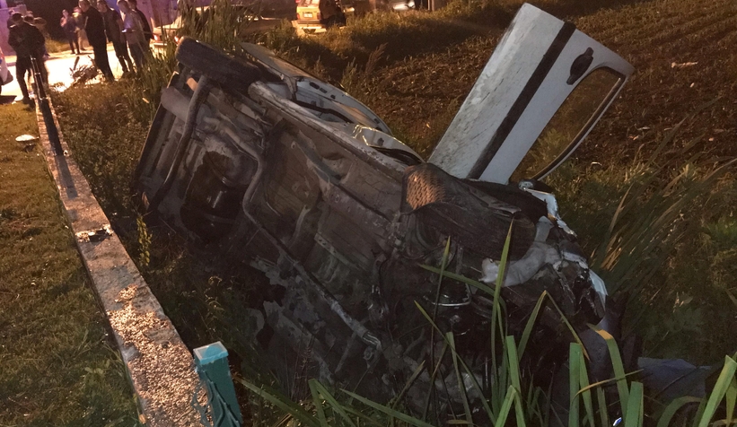 Alkollü sürücüler kaza yaptı: 2 yaralı