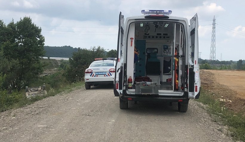 Alkollü sürücünün otomobili takla attı