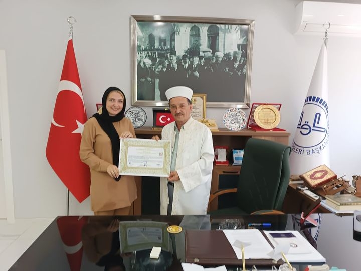 Alman Carina Müslüman oldu