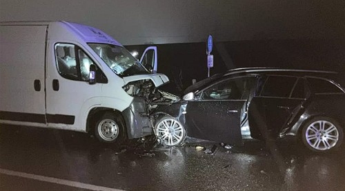 almanyada-trafik-kazasi-dursun-sezgin-hayatini-kaybettidlnxshlcaz
