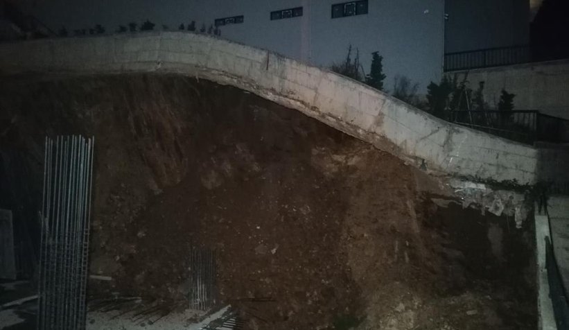 Altı katlı binada çökme tehlikesi, tahliye edildiler