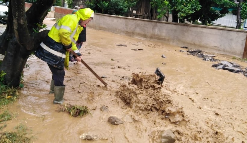Altındere'de taşkın